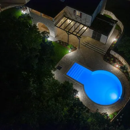Vacay Barbarella Villa Muntrilj